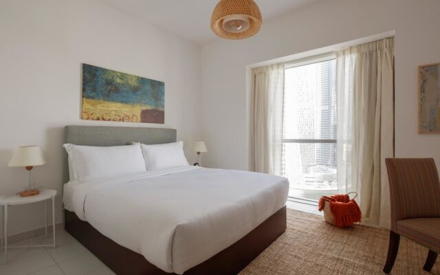 Fantastay Marina Tower