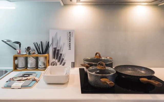 Bom Homes - Vinhomes Skylake Serviced Apartment
