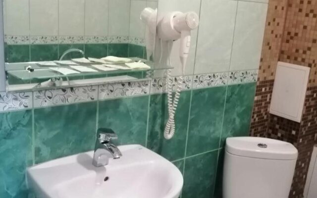 Дом Гостеев