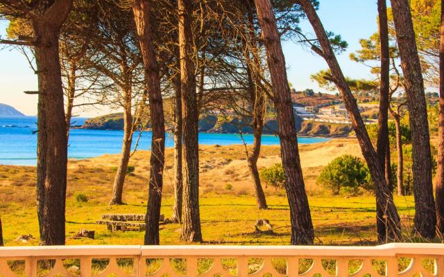 Comfortable Apartment in Sanxenxo with Terrace
