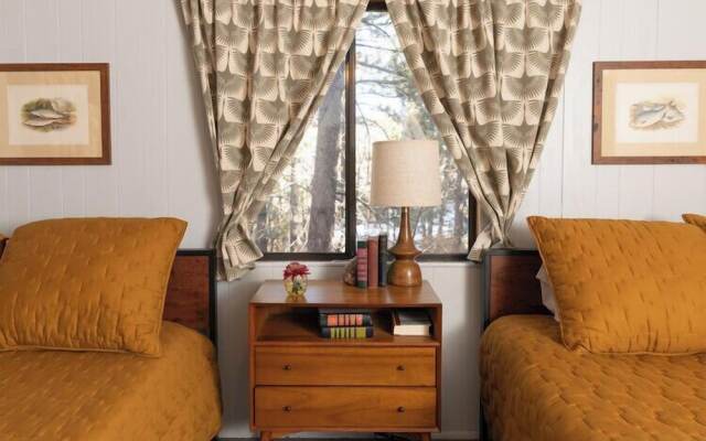 OAK Knoll Unit 9 #2407