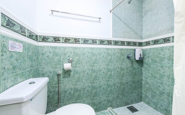 OYO 43963 T-Signature Hotel