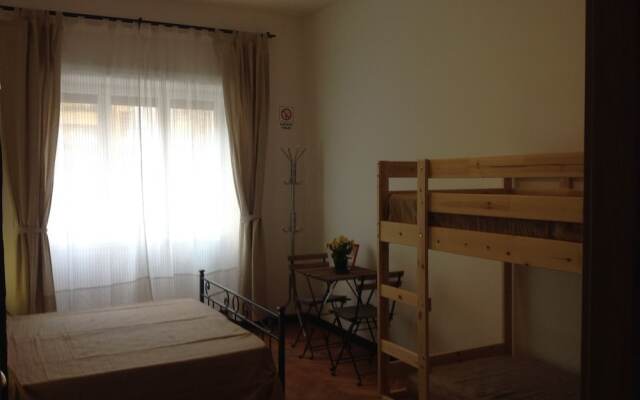 Interno 8