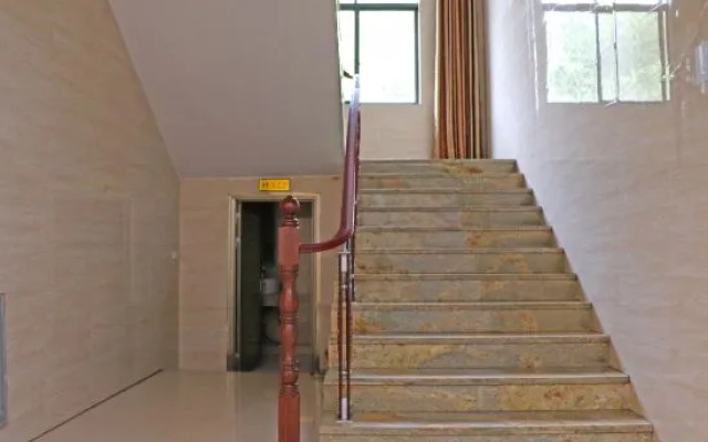 Yingtan Nanfang Ying Hotel