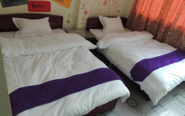 Ha Long Happy Hostel - Adults Only