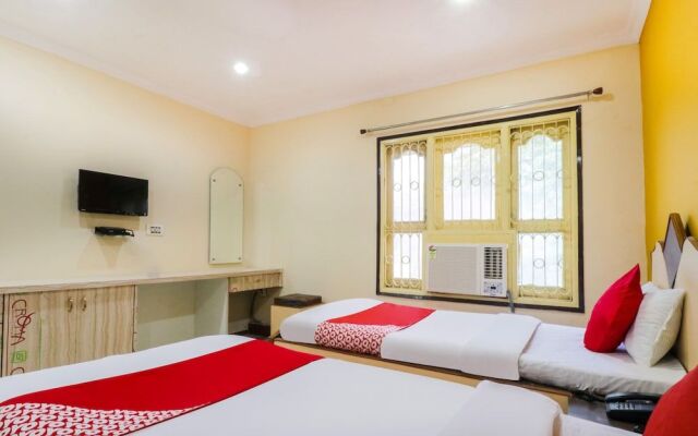 OYO 38200 Hotel Goutam Vihar