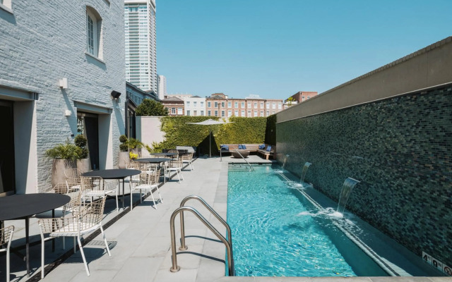 ONE11 Hotel
