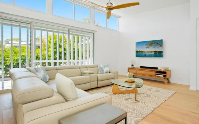 Magnificent views on Arkana, Noosa Heads