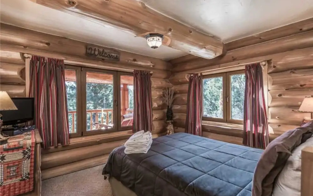 Panther Lodge by Ruidoso Vacation Rentals