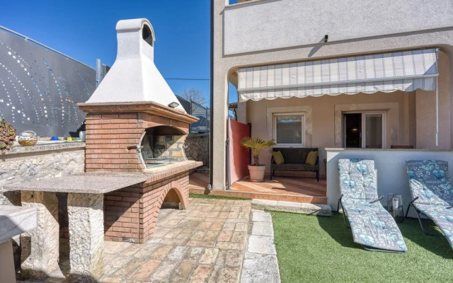 Apartment Jakara 1