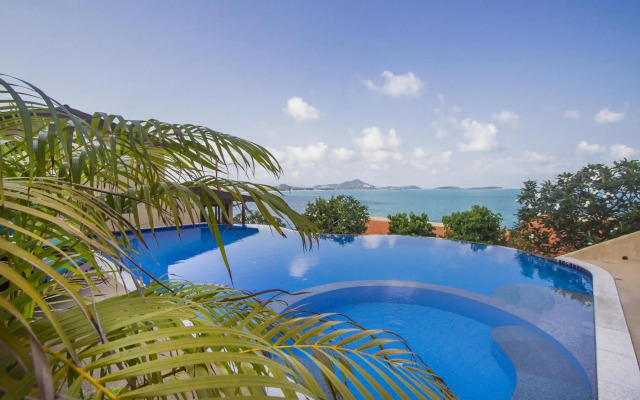 Boujis Boutique Resort