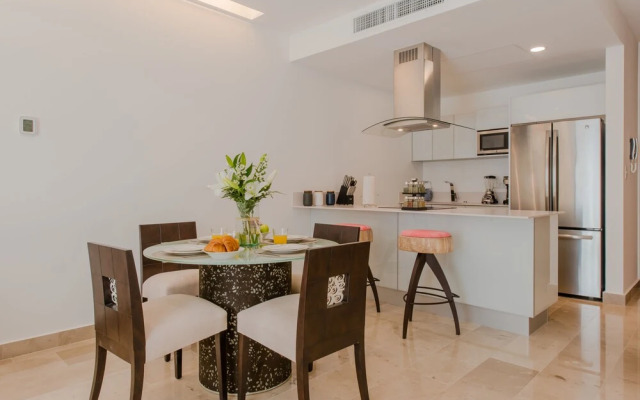 Location - 1 bdr - Rooftop Pool w Sea View - C408