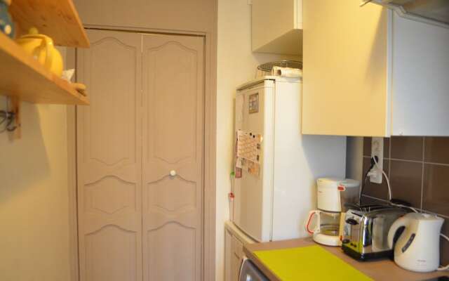 Bright Montmartre 1 Bedroom Flat