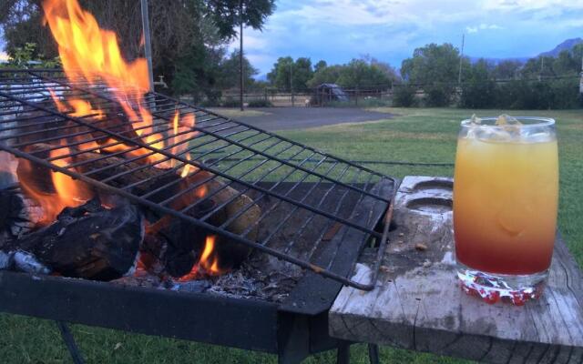 Roode Bloem Farm House