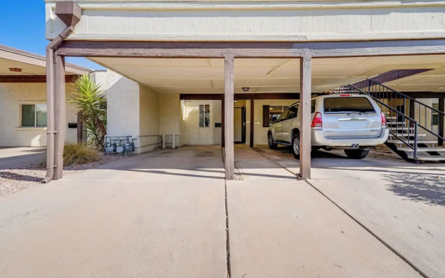 Chic Retreat w/ Patio in Scottsdale!