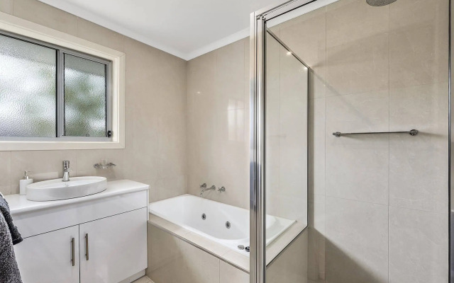 Megan Court Apartments