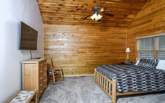 Cedar Shores Villa 03 by Taylor Made Deep Creek