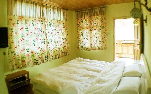 The First Moment Inn