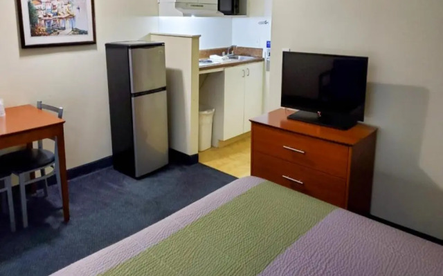 Motel 6 Richmond, VA - I-64 West