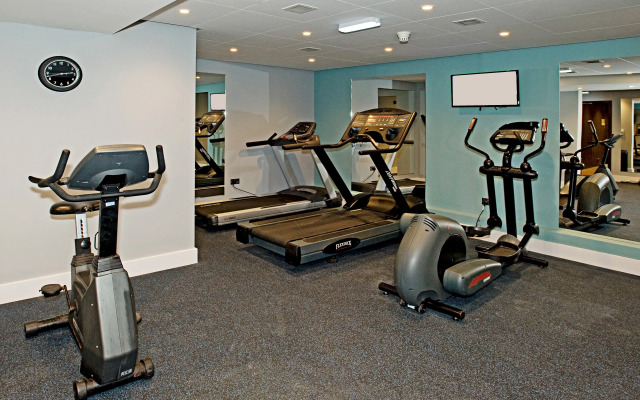 Sandman Signature London Gatwick Hotel