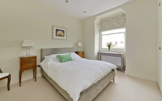 Spacious 3-bedroom Apartment in Earls Court