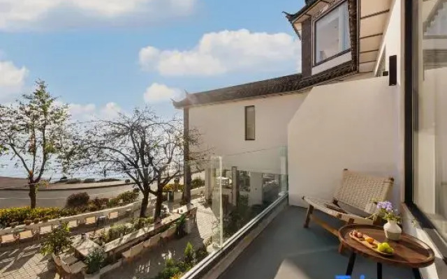 Dali Pear Blossom Sea View Homestay