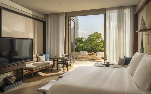Отель Four Seasons Bangkok at Chao Phraya River