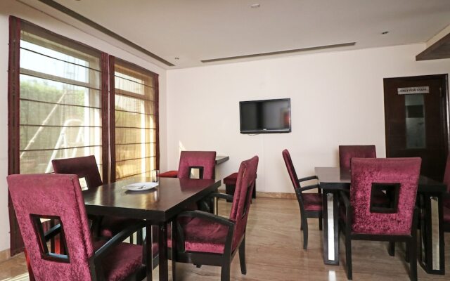 OYO 10273 Ryan Residency