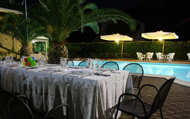 Hotel Marinella