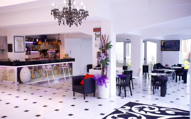 Hotel Leonardo
