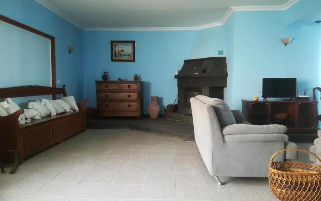 Alojamentos "A Buraca"