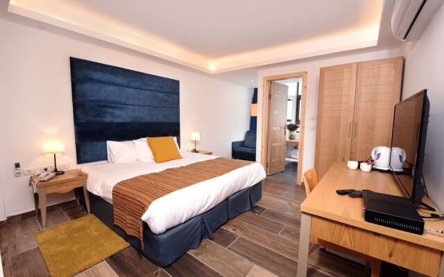 Boutique Hotel by Tzukim