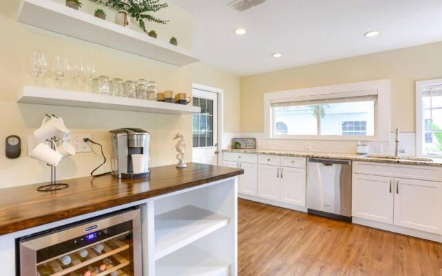 Dunedin Main Street Bungalow