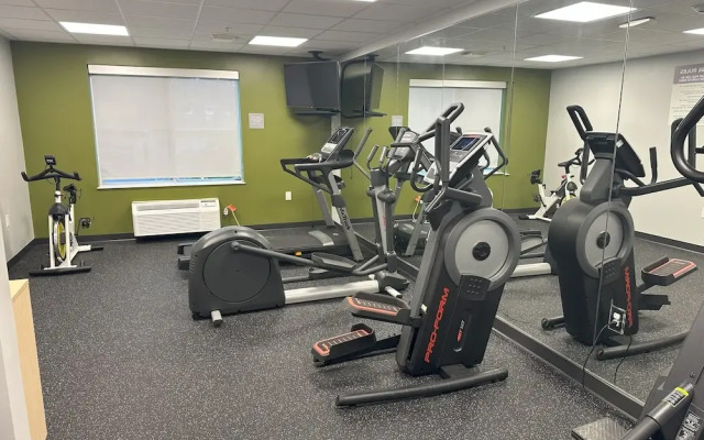 Baymont Inn And Suites Grand Rapids