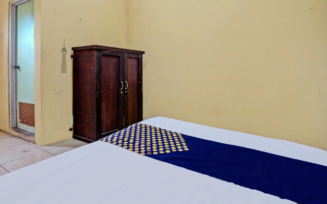 Hotel O Lili Kost SyariahNearKetapang Royal City