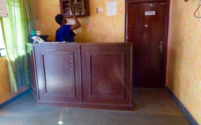 KDT Hotels And Suites