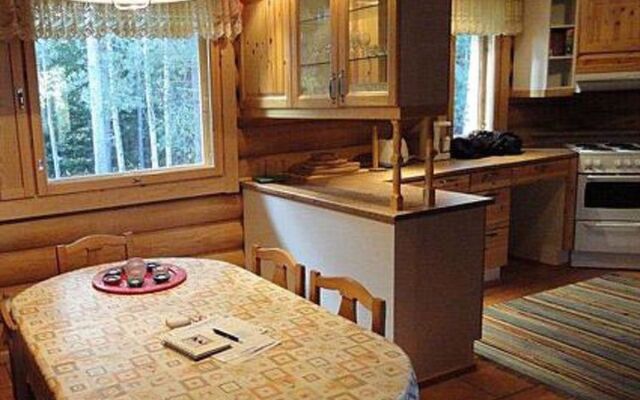 Holiday Home Metsämarja