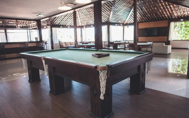 Ferradura Resort