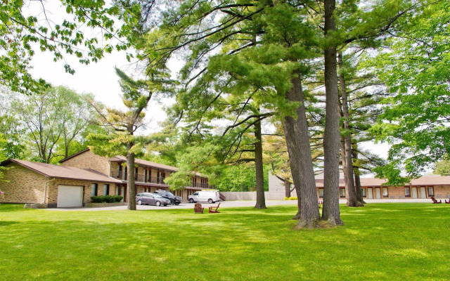 Rideau Heights Inn