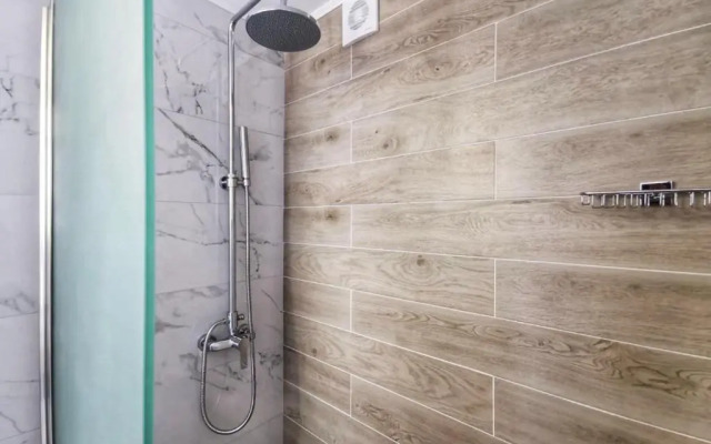 Sunrise Luxury Seaside Apartment