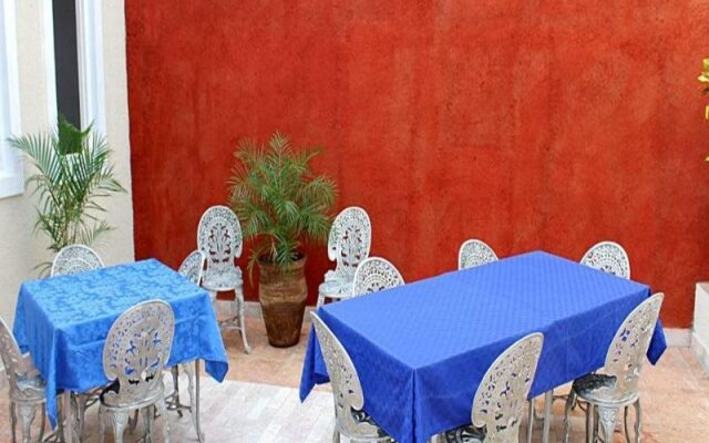 Hostal Sky View
