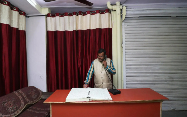 Hotel Om Sai Plaza By OYO Rooms