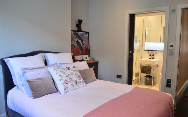 Architecturally Designed Garden Flat