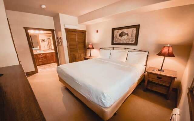 Red Hawk Townhomes 2321