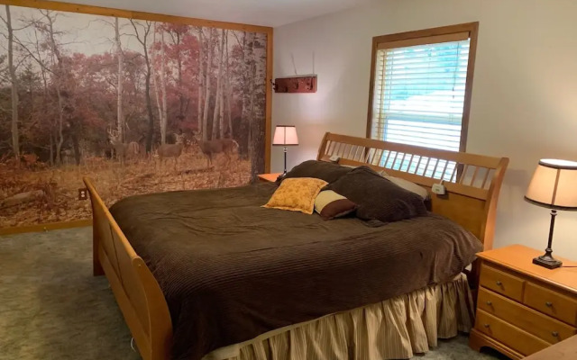 Tamarack 3 Bears Inn