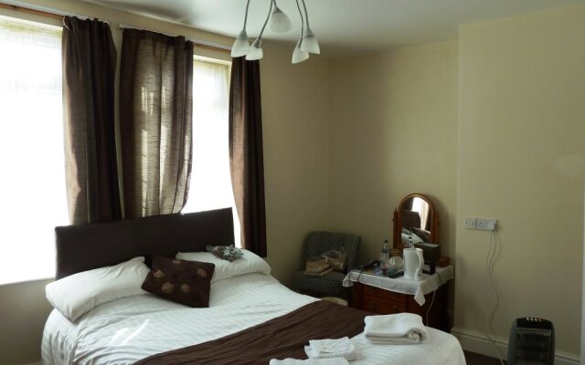 The Fair Green Hotel