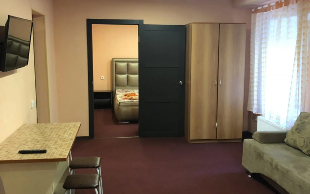 Четыре Апельсина