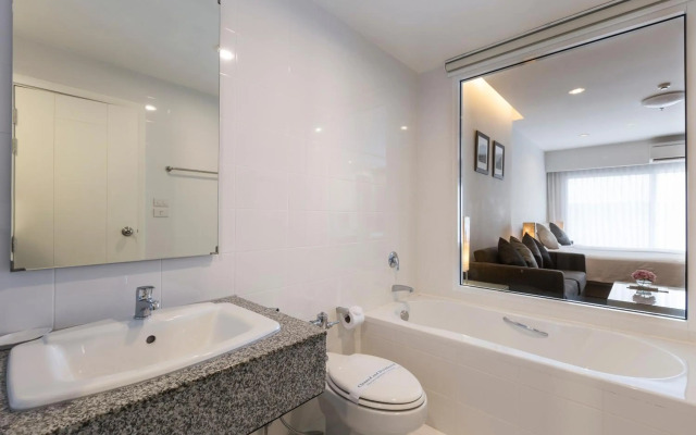 Kantary 304 Hotel
