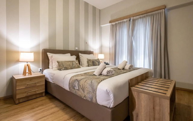 Hotel @ Syngrou Fix