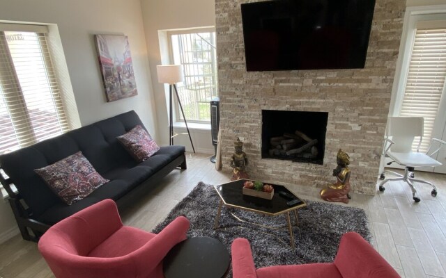 Downtown Loft 1 Bedroom Condo